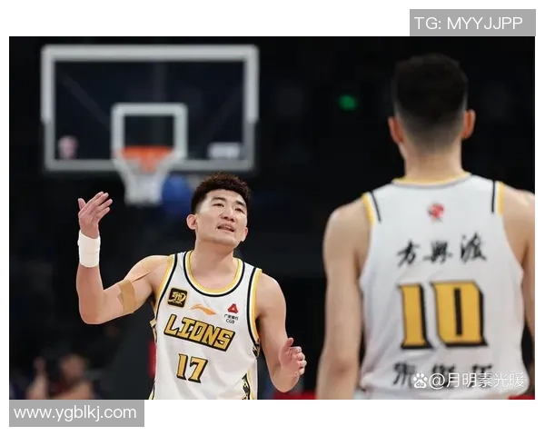 CBA精彩对决北京队迎战山东队全场视频回放与精彩瞬间分析